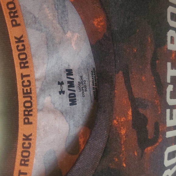 Under Armour Project Rock Vet Day Camo SS Sz. M TShirt NWT - Picture 4 of 16